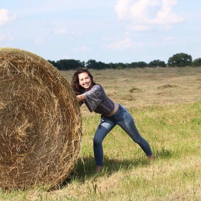 Professional introvert. Internet geek. Country music https://t.co/PK0JC3gvZa advocate. Bacon guru. Zombie fan.
