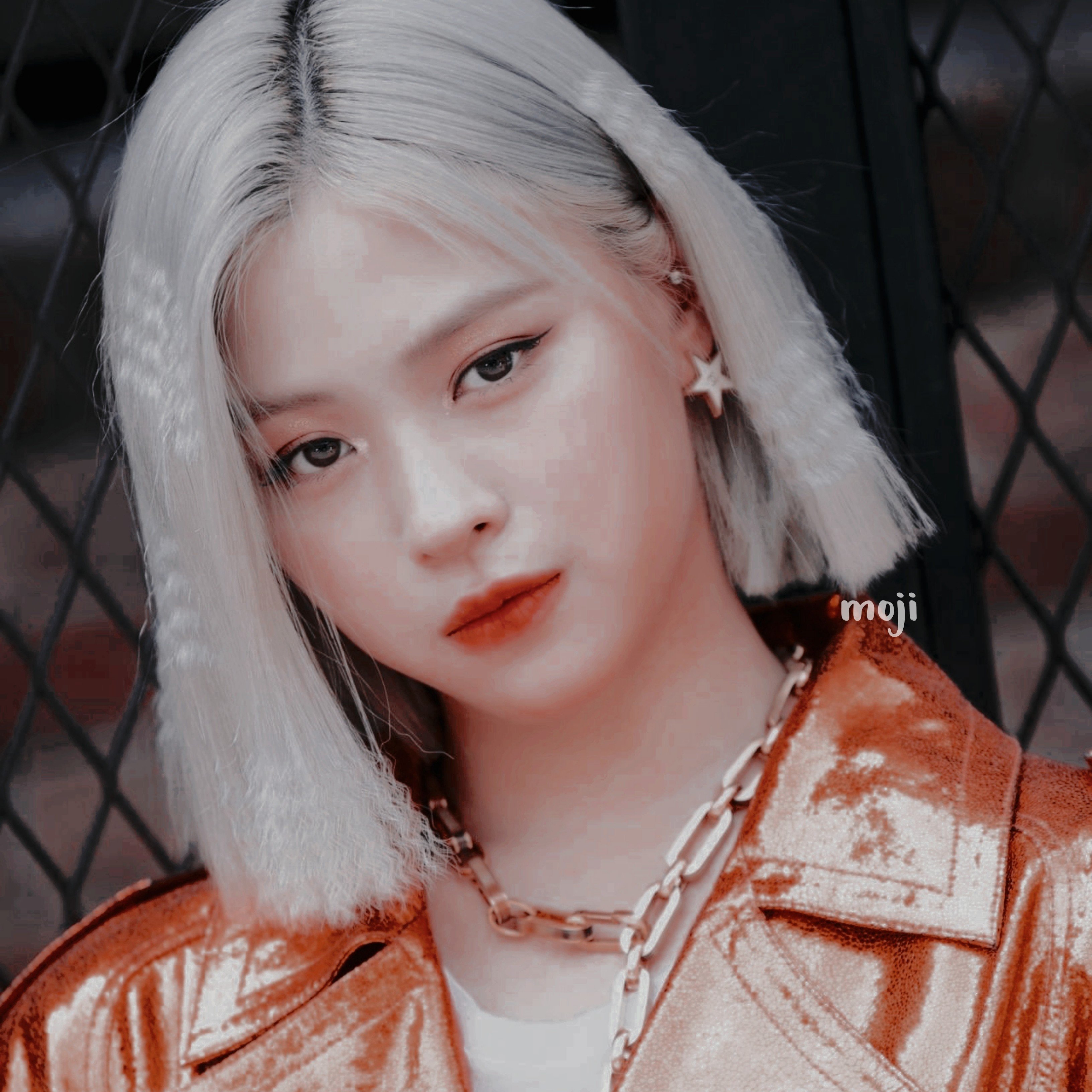 rhujits's profile picture. ₍ ⌗ written by a fan  ₎ ㅤ⋆₊ ☪ . 𝗥𝘆𝘂𝗷𝗶𝗻 : The most 𝐈𝐓𝐙𝐘'𝐬 classy girl but she has a million 𝐬𝐰𝐚𝐠𝐠𝐲 𝐯𝐢𝐛𝐞𝐬 too, 很棒的女孩 。