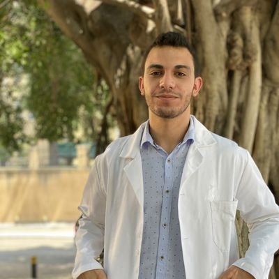 _IAmYoFather's profile picture. You play stupid games, you win stupid prizes.

Med Student👨🏽‍⚕️