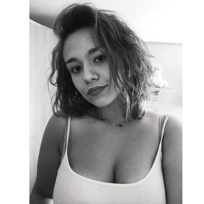 noe_arz's profile picture. Futura Terapeuta Ocupacional. 
Adicta a los cielos estrellados y a los viajes improvisados.
Soy muy de pueblo.