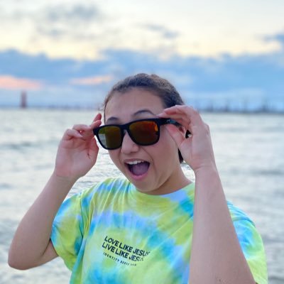 Society told me to follow, but Jesus told me to rebel. 💛 Mini-Missionary Starts Now. ✝️
