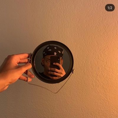 breezyjac22's profile picture. 1 Chronicles 29:11 🌩🕊