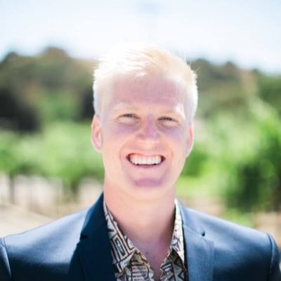 mmjordan11's profile picture. Athlete and engineering nerd who loves to learn and is learning web development 🏄🏼‍♂️⛹🏼‍♂️📚💻