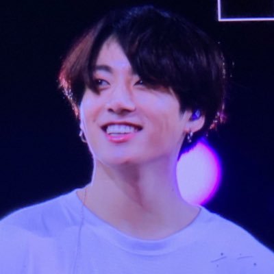 정국; there are some good things in my life, but nothing compares to you ♡