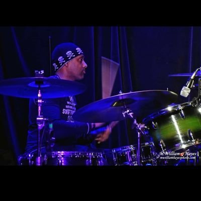 Whenleftizright's profile picture. Your LIFE, iz what gives you your GROOVE. Know drums..Know life. No drums...No life.