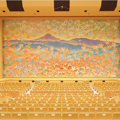 山梨県韮崎市の公共ホールです。1000名収容の大ホール、300名の小ホール、リハーサル室・展示室・会議室がございます。耳寄りなイベント情報を随時発信しております！(休館日は月曜　祝日の場合はその翌日・12月29日～1月3日)
★ご予約・お問合せ℡0551-20-1155(受付8:30-17:15)