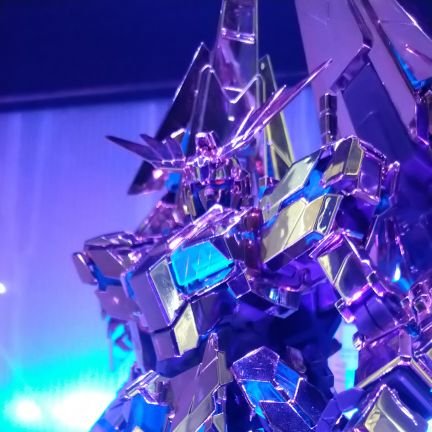 ガンプラ好きの大学生です
好きなガンダムシリーズ！
AOZ,ユニコーン、閃光のハサウェイなどなど！