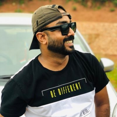 shiv223's profile picture. Just a misfit who fits and yes the profile pic is old