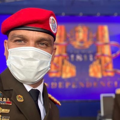 TCNEL. de la Guardia Nacional Bolivariana. Hijo de Bolívar y Chávez, defensor de la Revolución Bolivariana #Lealtad #Unidad #GrankoArteagaAlexander #GKInforma