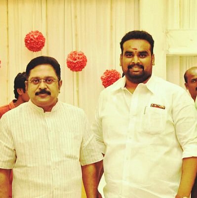 வடக்கு பகுதி கழக இளைஞர் பாசறை செயலாளர் அம்மா மக்கள் முன்னேற்ற கழகம் திண்டுக்கல் கிழக்கு ... (AMMK)
