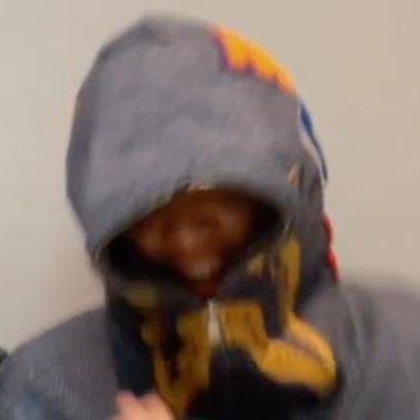 _anindityamifta's profile picture. i swear i won't continued my fangirling agenda here.