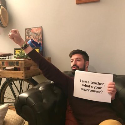 Dicen que tan Necio soy, que no he sabido enloquecer...~Maestro por vocación y por diversión ~ https://t.co/8lWMpyiUGu.Learn