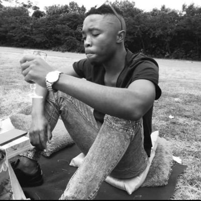 Artist|Music Producer|Song Writter|Beatmaker|Bookings: 0628633189 follow me on Instagram @SkaydahPizza