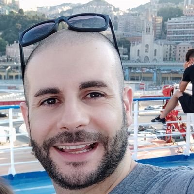 Software Engineer 🖥️🖱️💾 Music lover 🎧🎚️🎶 #javascript #react #svelte #linux #laravel • 🇮🇹