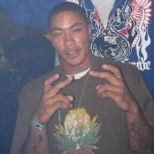 pulltheplug420's profile picture. 