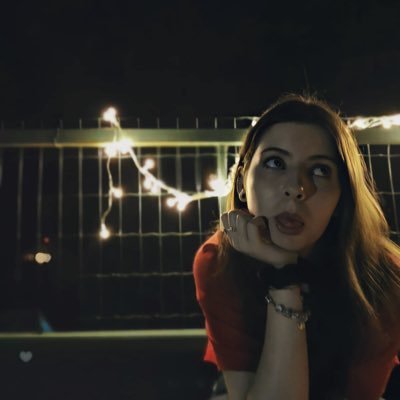 AdinaBreazu's profile picture. tea lover, stucked in books and tv shows, also has a cat