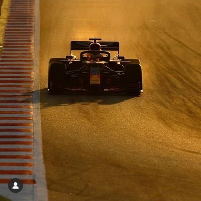 Jamesalexmacca's profile picture. Love f1, Oasis