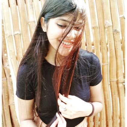 NidhiBagla6's profile picture. Let your Deeds radiate happiness.!! —Ranchi | Entrepreneur | Simple | Artistic | Fragile | Sensitive | Family is a Priority.