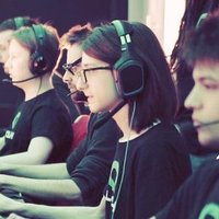 009⇂ (@frayu1600) 's Twitter Profile