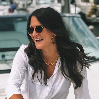 cortneyeva's profile picture. Life is a beach, I'm just playing in the sand | WFU alum | eCommerce & marketing | blogger | traveler | faith, family and friends are my heart ♥️