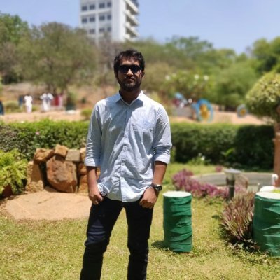 RaunakPriyam2's profile picture. Connecting the dots 🙂