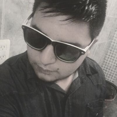 Cristop52667345's profile picture. persona común y corriente más corriente que común...