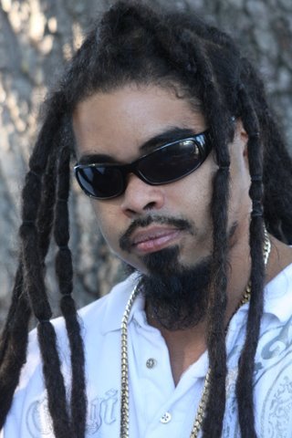 L.I.L. H.E.A.T. 305  RAPPER/ENTREPRENEUR. MIX CD BACKDRAFT VOL1,LADYS NITE,BLUE FLAMEZ,INFERNO https://t.co/wSSPm5NECl