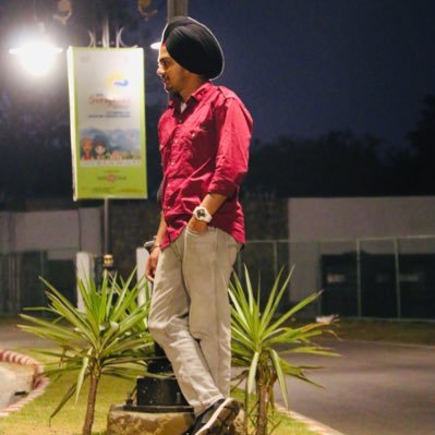 Randeep13432212's profile picture. 