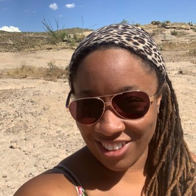 DavielleNelson's profile picture. Cheer mama.