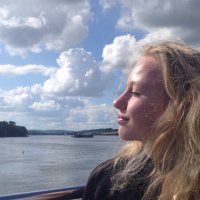 Raïssa Meyer (@raissa_meyer) 's Twitter Profile Photo Raïssa Meyer (@raissa_meyer) 's Twitter Profile Photo