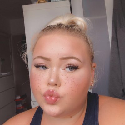 katy_stella14's profile picture. 