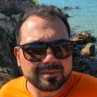 FLizzio's profile picture. 