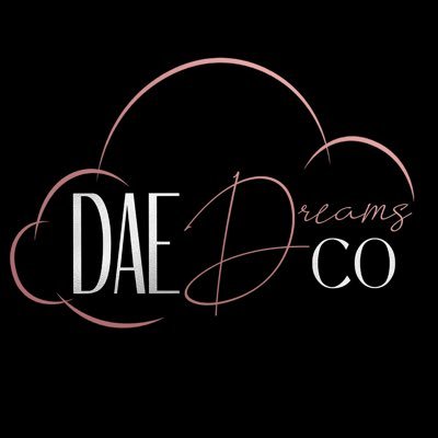Owner: @daeg___ ALL Natural & Handmade Skincare products ✨🌥 Skin is my passion 💕 Licensed Medical Esthetician ☁️