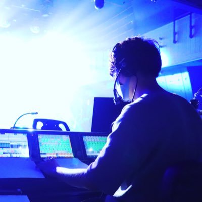 ahjuny's profile picture. 株式会社HAK(2023〜) lighting 30歳 メインはInstagramです。