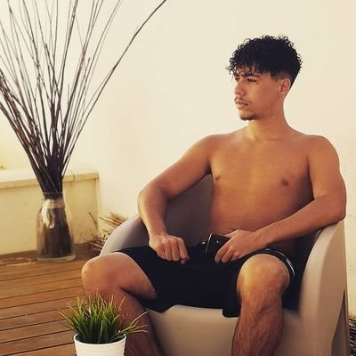 PrtcSamuel's profile picture. insta: samuelprtc