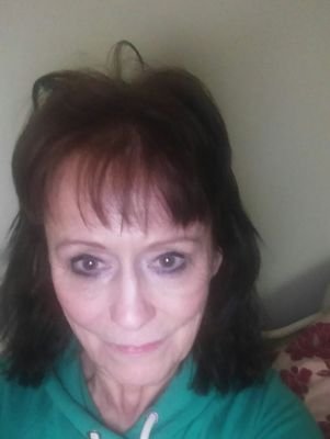 Canada, born/raised in Toronto. Keeping my soul full of light.#resistor, #activist #Climate Change #fbr #animalrights #feminist. No DM unless I initiate.