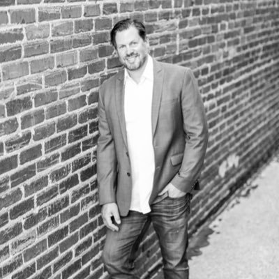 THE VIRTUAL DENTIST — DR. SEAN NELSON — ° Cosmetic Dentistry is what I DO ° BUILDING CONFIDENCE is who I AM °