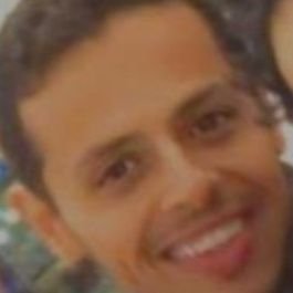 ،يارب سَخر لِي مَن لايملُّ الدُعاء لي قبل وبعدَ مَوتِي