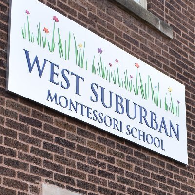 An AMI-accredited Montessori school serving children aged 3 to 12 in Oak Park, IL and surrounding communities.