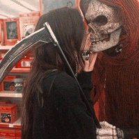 Paige⋆♱ (@paigelovesdeath) 's Twitter Profile