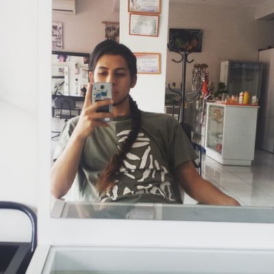 Santacruz_John's profile picture. Siguiendo Análisis en Sistemas..