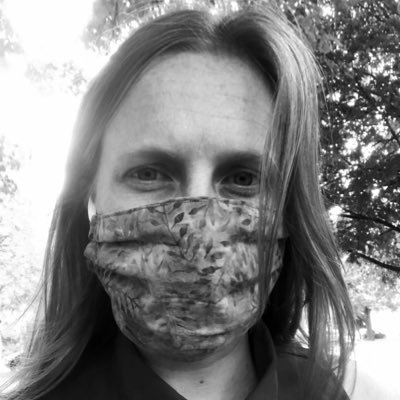 JesSchmittLCSW's profile picture. 