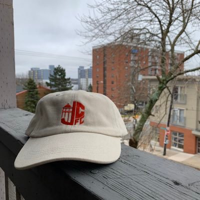 roryroryroryy's profile picture. graphic designer | Sydney-based Swansea Supporter