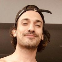 . (@whyclass) 's Twitter Profile