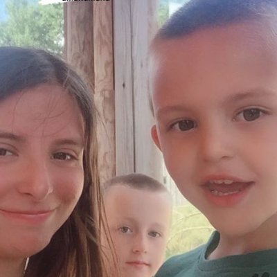 trac94uk's profile picture. Hi  if you don,t like what i tweet walk on buy my wall my thoughts hate the way my Country is going thanks to the Gov and all MP,s time to close the boarders UK