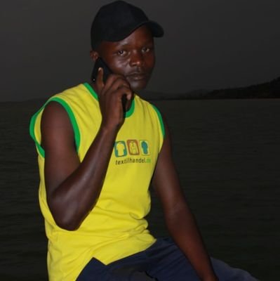 PeterockM's profile picture. better live my own life✍️✍️✍️