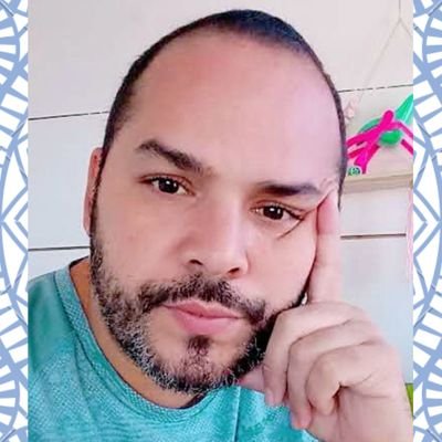 PaternidadeD's profile picture. Diário de criação de filhos real, sem filtros de forma leve e bem humorada!