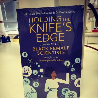 Dynamic African Scientists, Authors and believers in #blackgirlmagic. Doing our bit to shine the light on great African Scientists.