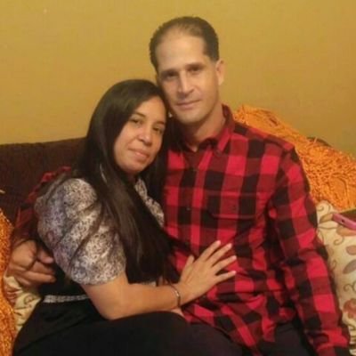 Hemos creado está página de devocionales diarios para honrar el nombre de Dios