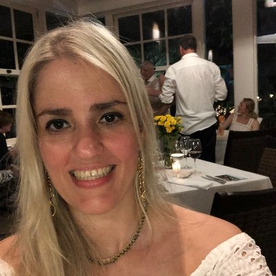 KarlaAngelicaM's profile picture. 